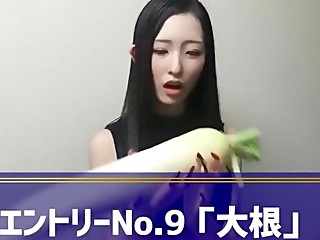 ミキ姉-挿入したらどの野菜が１番気持ちいいか選手権【ほぼオナニー】Food Insertions